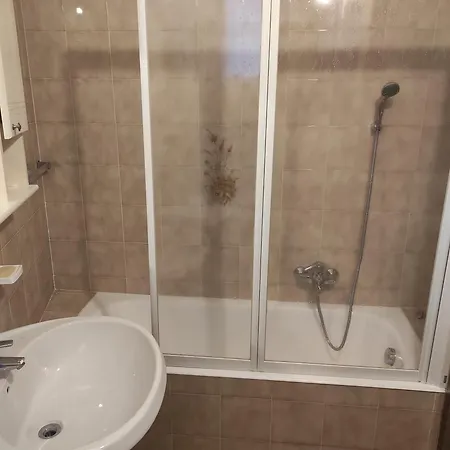 Da Margherita E Giovanni Apartament Mandello del Lario