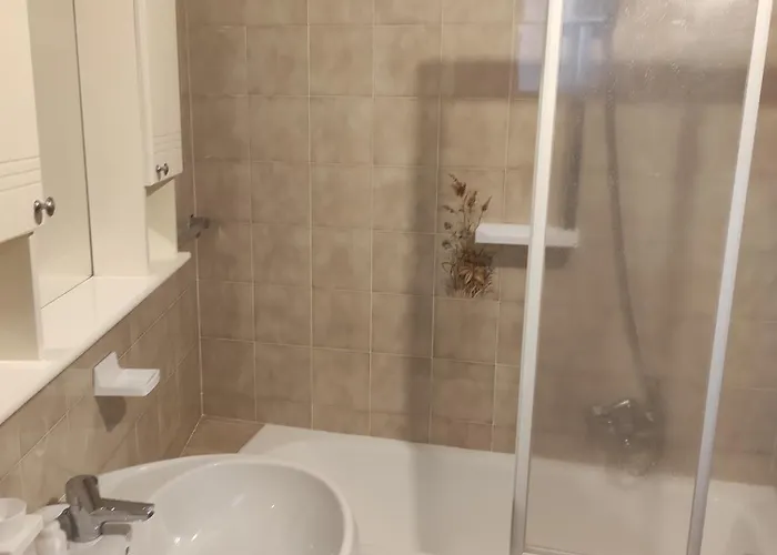 Da Margherita E Giovanni شقة مانديلو ديل لاريو