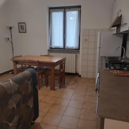 Da Margherita E Giovanni * مانديلو ديل لاريو